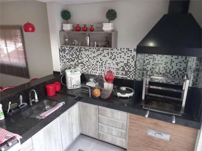 Otima Casa com 3 quartos à Venda na Vila Assis area gourmet com salao de festa para seu C