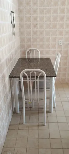 Mesa de Jantar Retangular em Pedra