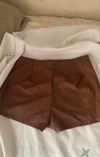 Short Couro Marrom | Tamanho M | Novo, Nunca Usado