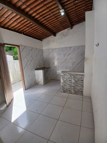 ALUGO APARTAMENTOS TERREO E ALTOS.
