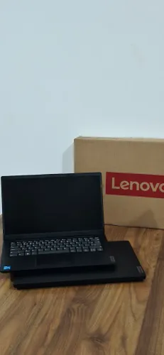 Notebook Lenovo V14 G3 IAP, Intel Core i3 1215u, 8GB DDR4 3200MHZ, 256GB SSD NVME