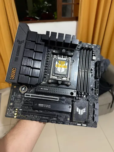 Placa Mãe Asus B650m-Plus Tuf gaming