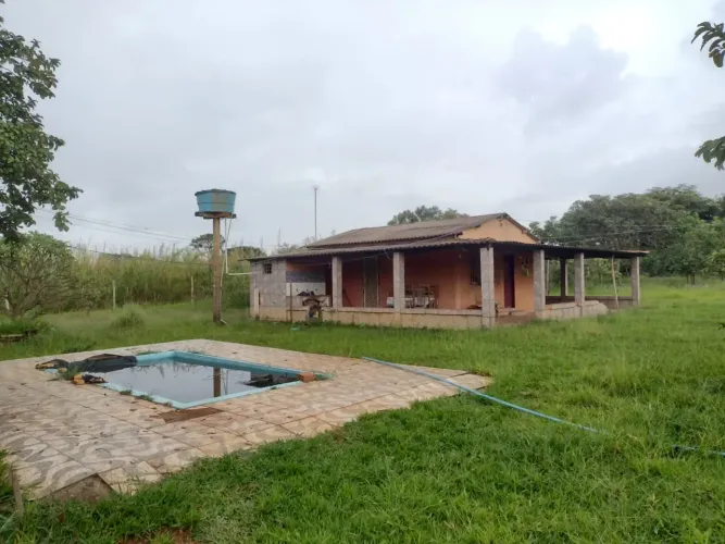 Chácara no Núcleo Rural Cariru 8 hectares, fica 4 km da DF-130