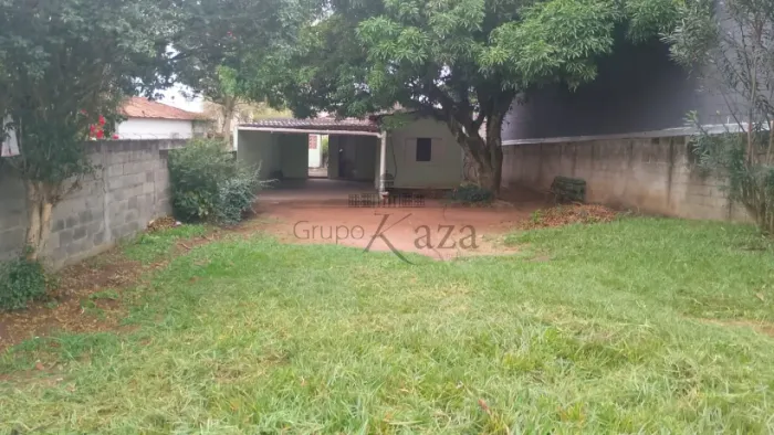 Terreno Comercial - Jacareí - Jardim Califórnia - 666,50m².