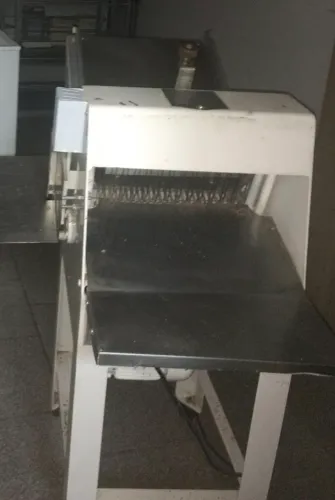Fatiadora de Pães Industrial