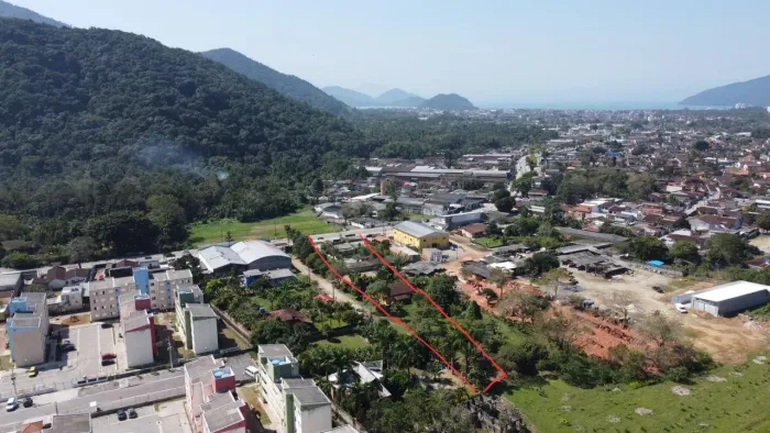Vende-se terreno mato dentro em Ubatuba-sp