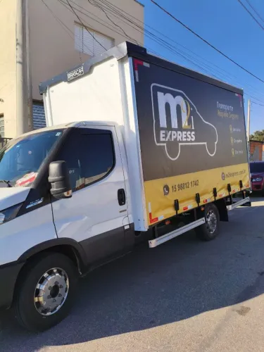Serviço de Transporte de cargas ou Fretes