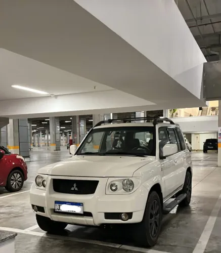 Mitsubishi Pajero TR4 2.0/ 2.0 Flex 16V 4X4 Mec. 2009