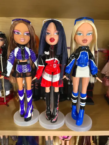 3 bonecas Bratz Scorchin - Jade / Cloe / Yasmin