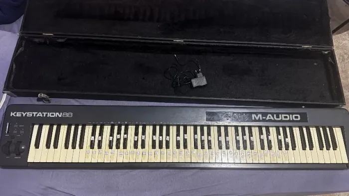 Teclado CONTROLADOR M-Audio KAYSTATION 88 TECLAS PIANO