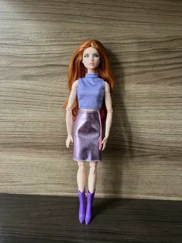 Barbie looks 20