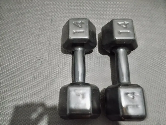 Kit Halteres emborrachado 14 kg, Total 28 kg.