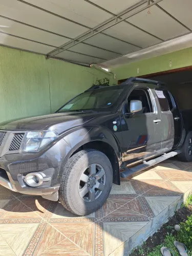 Nissan Frontier SV At.cd 4X4 2.5 TB Diesel Mec. 2013