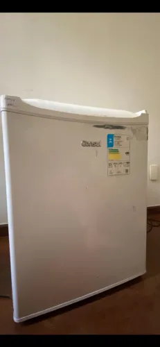 Frigobar cônsul 76 L branco com gaveta multiuso