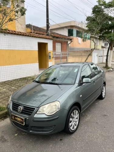 Volkswagen Polo Sedan 1.6 MI Total Flex 8V 4P 2009