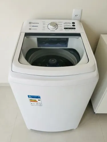 Máquina de lavar Eletrolux Essential Care 13kg