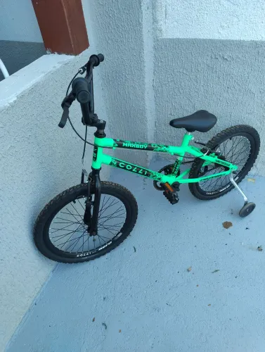 Bicicleta semi nova