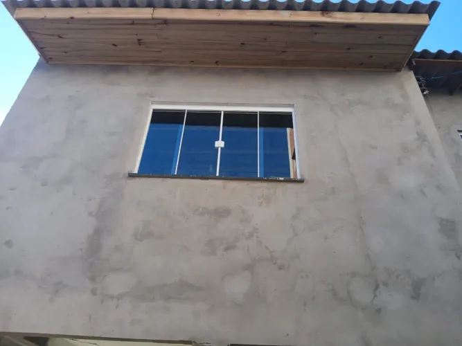 Alugo Casa de 2 quartos