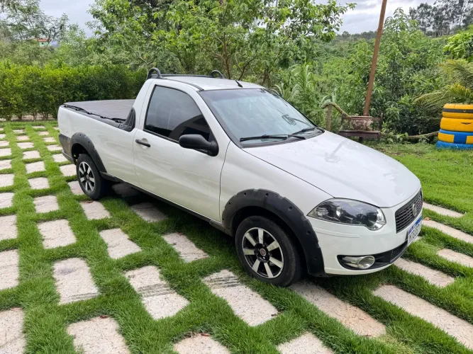 Fiat Strada Trekking 1.8 MPI Flex 8V CS 2010