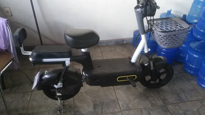 Scooter elétrica 350W