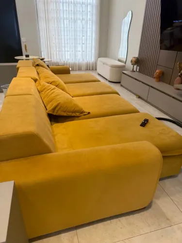 Sofa Mostarda 4 lugares c móvel 