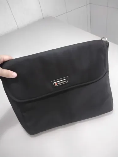 Bolsa (pasta) de Executivo. Material bem grosso.
