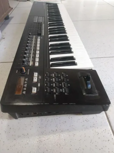 Teclado controlador roland a800 pro