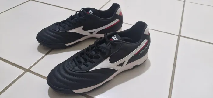 Chuteira Society Mizuno Morelia - Tamanho 40