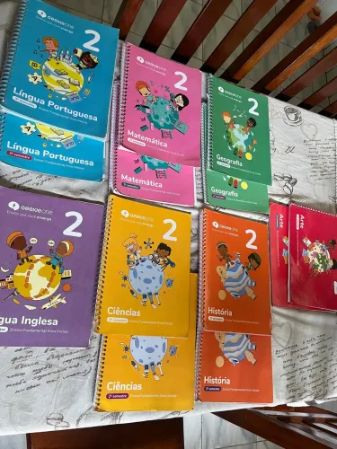 Doação da coleção GeekieOne 2º Ano fundamental