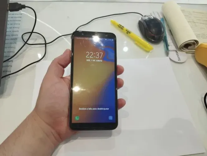 Samsung J4 CORE - Excelente estado 