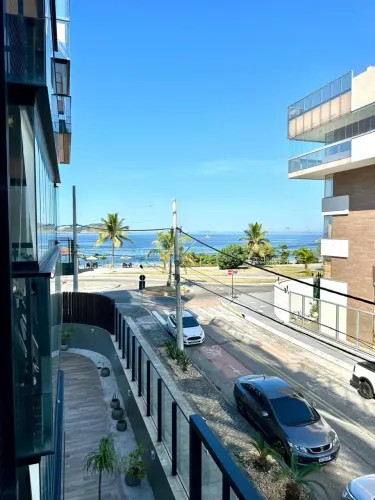 Apartamento para locação de 2 quartos, 86 m2, com vista lateral mar em Piratininga - Niter
