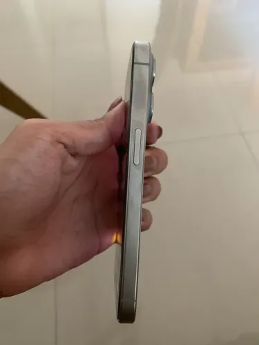 iPhone 15 pro 128gb