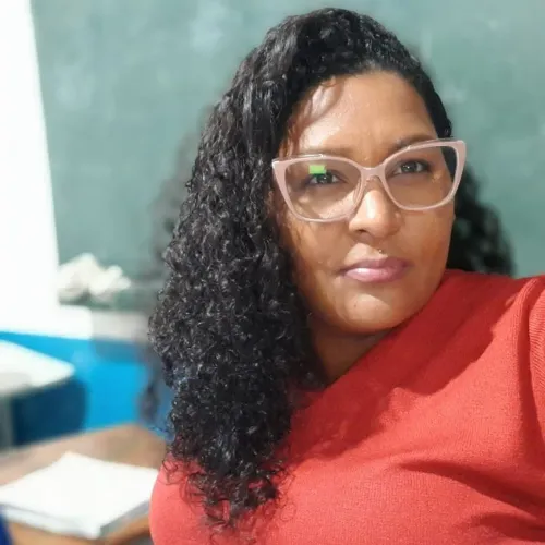Olá sou Elizangela Pereira