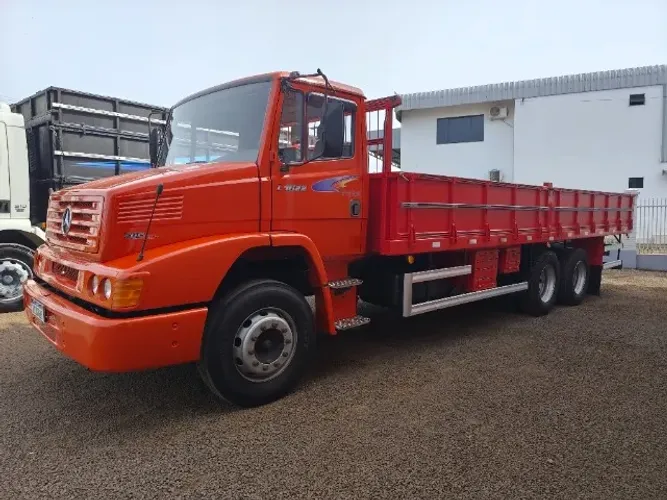 M.B 1622 reduzido 06 marchas 219 CV L-1622