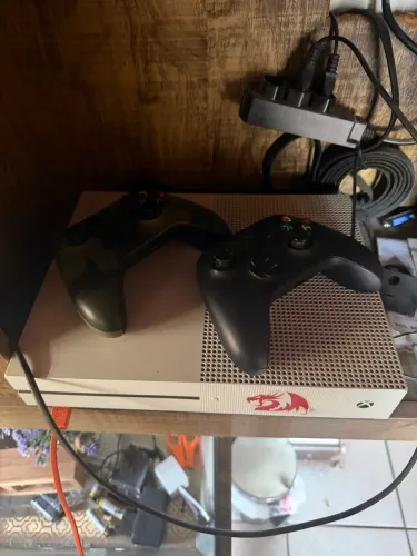 Xbox One S