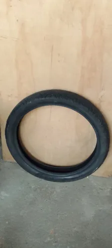 Pneu Traseiro Titan 150/160. Semi-Novo, sem remendos.