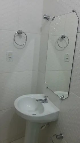 APARTAMENTO MOBILIADO 1/4 EM ITAPUÃ