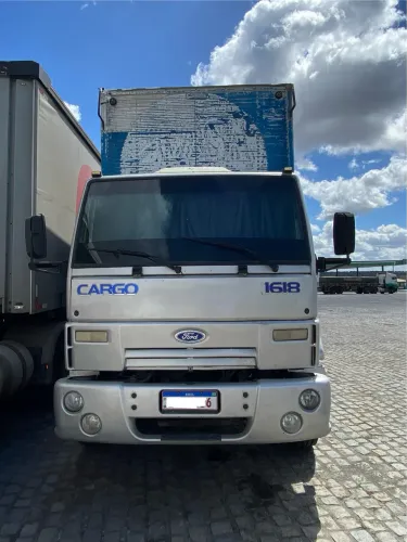 Ford Cargo 1618