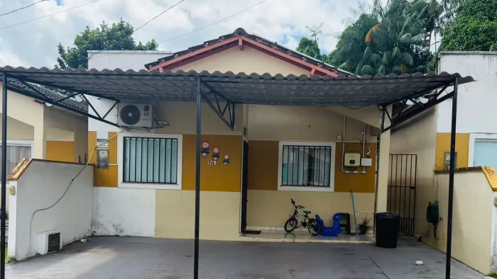 Apenas Venda Casa em Condomínio Oportunidade 