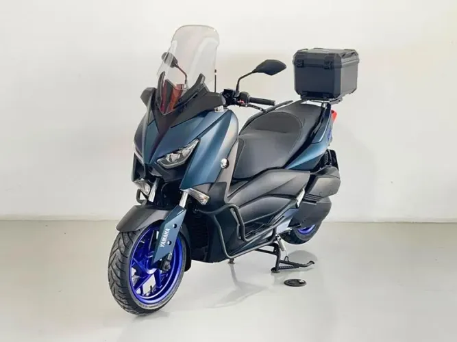 YAMAHA XMAX 2024