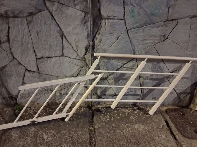 CORRIMÃO PARA ESCADA