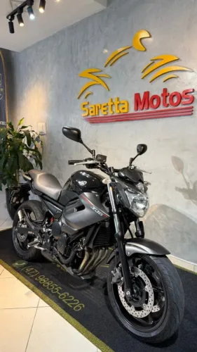 Yamaha XJ6 N 2015 - Preta