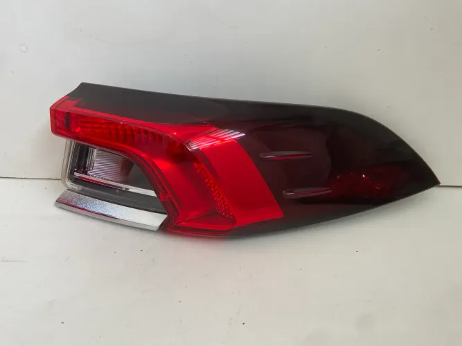 Lanterna Traseira Corolla 2021 2022 2023 2024 2025 Lado Direito Original Sem Led