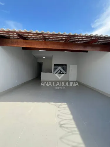 Casa à Venda no Bairro São Mateus - Oportunidade
