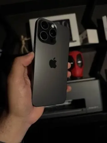 iphone 15 pro max titânio preto 256GB seminovo