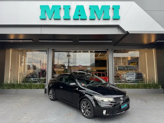 Kia Motors Cerato Koup 2.0 16V Aut. 2012