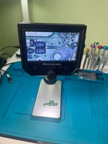 Microscópio Digital LCD 4.3" 600X Full HD 1080p Portátil Preto