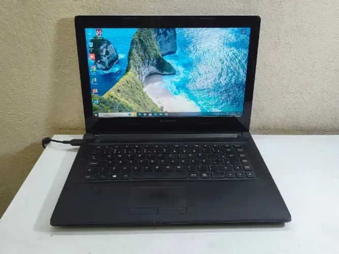 Notebook Lenovo i3, 4GB ram DDR3, HD 500GB. Ótimo desempenho. Bateria viciada