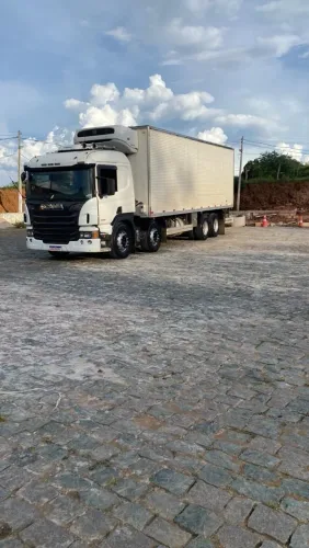 Caminhão refrigerado 