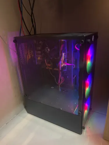 VENDO PC, GABINETE GAMER // ACEITO TROCAS